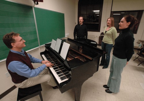 The Advantages of Online Piano Courses for Adults