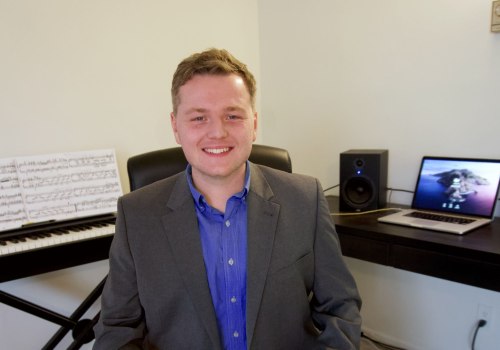 7 Tips for Effective Communication with Instructors in an Online Piano Course for Adults