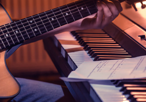 Unlocking the Musical World: The Benefits of Online Piano Courses for Adults