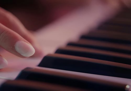 Unlocking the Piano: The Advantages of Online Piano Courses for Adults